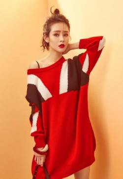 中国内地吉林省长春市南关女演员于明加商界时尚性感杂志写真