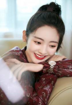 高清中国内地北京朝阳女演员邢菲精致优雅写真图片