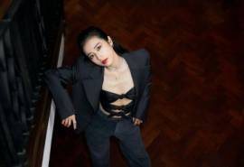 高清中国内地安徽女演员周雨彤超A性感写真图片