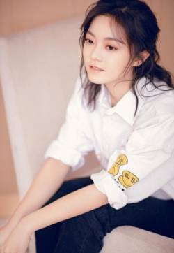 高清中国内地辽宁省沈阳女演员赵今麦甜美小清新写真图片
