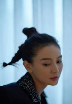 高清江苏南京女明星杨子姗清秀养眼写真图片