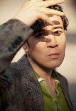 中国大陆辽宁省抚顺男演员于和伟儒雅帅气写真图片