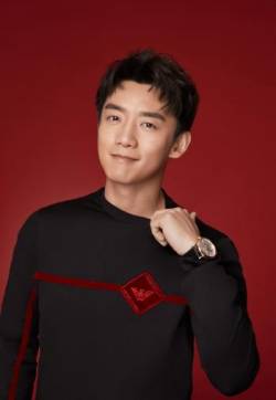 中国内地上海男演员郑恺新年红时髦帅气写真图片