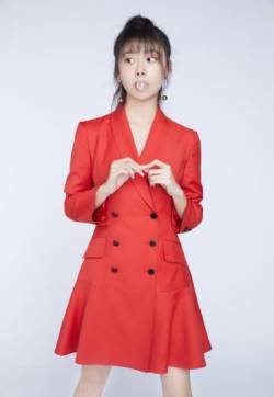 中国内地湖北省武汉女演员曹曦月性感写真高清电脑桌面壁纸第张