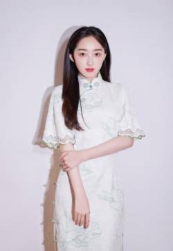 高清中国内地安徽芜湖女演员蒋梦婕魅力性感写真图片