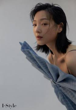 高清高清辽宁美女何杜娟折扇艺术裁剪优雅写真图片