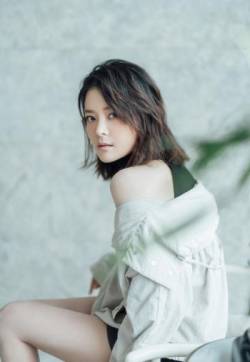 高清女明星王玥兮清凉性感写真图片
