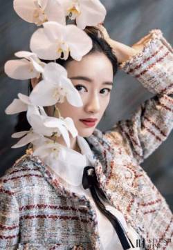 中国内地上海市长宁影视女演员郭晓婷性感优雅写真图片