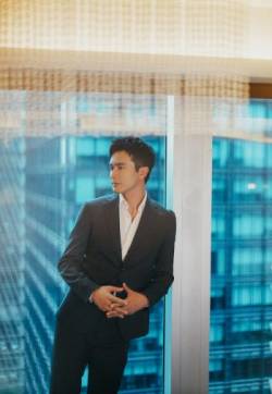 中国内地影视黑龙江密山男演员高伟光精致帅气写真图片