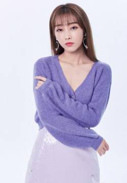高清内地江苏省南京女演员宣璐温婉动人写真图片