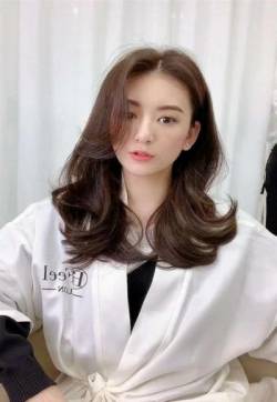 中国内地安徽女模特方媛御姐范性感写真图片