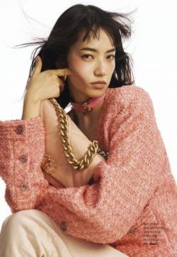 高清日本东京都美女小松菜奈新刊封面大片写真图片
