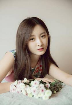 中国内地山东女演员代文雯清新时尚写真图片第张