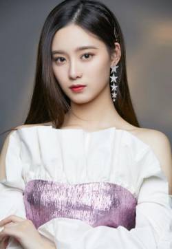 中国内地流行乐女歌手创造营2020徐艺洋性感写真