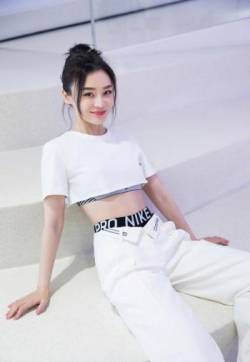 中国北京当代95后女演员宋祖儿性感插画大片写真图片