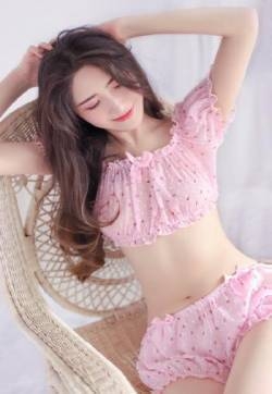 极品美女性感小蛮腰诱人写真图片