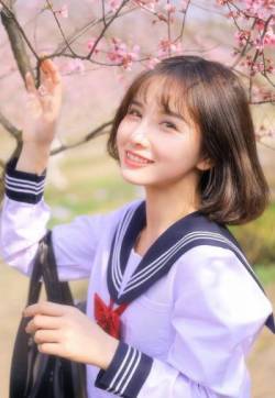 韩国女演员《TheKing永远的君主》金高银图片