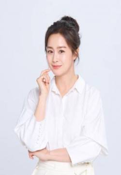 韩国釜山影视女演员Rain金泰希夫妇居家写真照图片