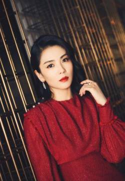 高清湖南长沙美女周笔畅黑色古典优雅写真图片