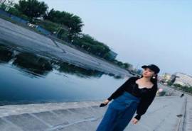 中国内地女演员孙嘉琪假期甜美自拍照图片