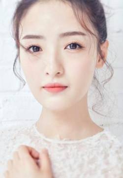 中国内地女演员孙嘉琪性感写真图片