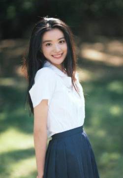 王楚然清纯灵动写真图片