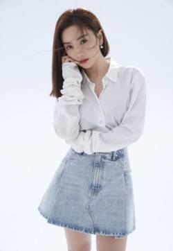 高清中国内地云南保山女演员杨蓉清新养眼写真图片图片