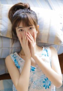 高清江苏女星杨超越雏菊套装夏日写真图片