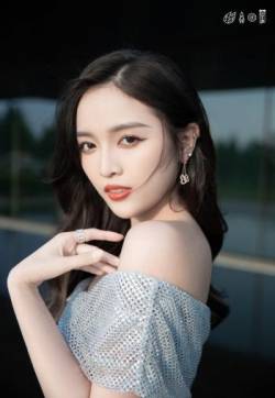 吴宣仪