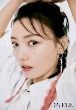 中国内地影视女演员林源天甜美元气写真图片