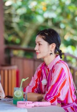 中国内地浙江省嘉兴女演员胡可《妻子的浪漫旅行4》第四期剧照图片