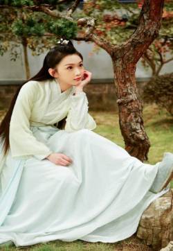 内地黑龙江省女演员王王嵛唯美古装剧照图片