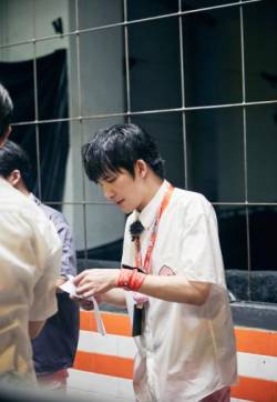 高清北京男星大张伟《密室大逃脱2》第四期剧照图片