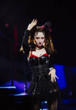 中国内地影视天津女演员张萌《乘风破浪的姐姐》第七期剧照图片