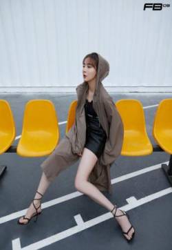 中国内地河北省沧州女演员米露时尚运动风写真图片