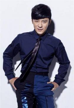 内地大陆男明显帅哥林申时尚写真图片手机壁纸