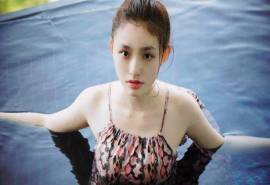 中国内地浙江省湖州影视女演员星女郎林允湿身诱惑清新写真高清电脑壁纸下载
