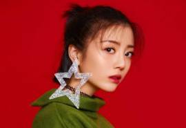 高清北京美女漂亮的李慧珍李溪芮写真宽屏壁纸图片