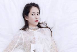 北京新生代女演员陈钰琪优雅迷人珠宝写真图片桌面壁纸