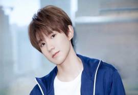 高清中国内地男歌手演员TFBOYS王源品牌代言帅气图片桌面壁纸