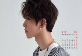 帅气男明星2018年7月蔡徐坤帅气日历图片桌面壁纸