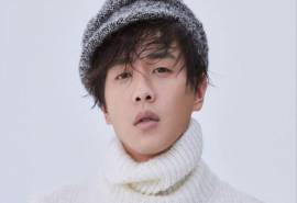 高清中国内地男演员张若昀文艺写真图片桌面壁纸