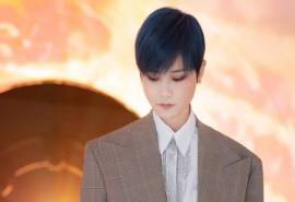 中国四川成都女歌手演员李宇春个性写真高清桌面壁纸