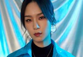 高清湖南长沙美女周笔畅时髦个性写真图片壁纸