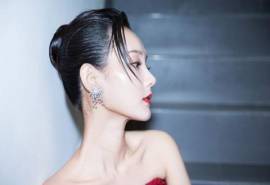 高清中国内地山东济南女演员李一桐裹胸长裙性感图片壁纸