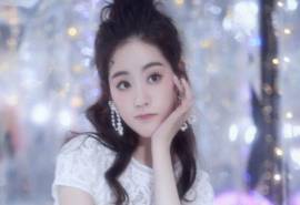 中国内地黑龙江齐齐哈尔女演员祝绪丹甜美元气写真桌面壁纸