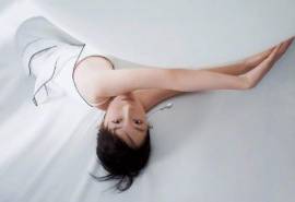 高清中国内地影视河北省石家庄女演员周冬雨文艺清新高清桌面壁纸