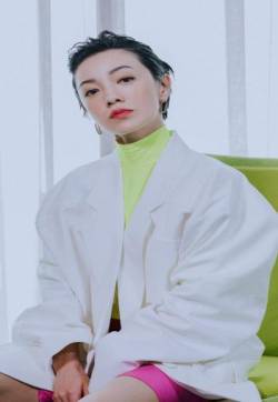 高清中国台湾影视女演员郭采洁帅酷写真手机壁纸