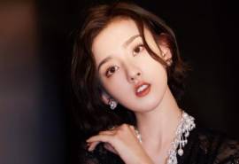 中国北京当代95后女演员宋祖儿性感写真桌面壁纸