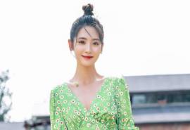 高清中国内地北京朝阳女演员邢菲糖果味少女桌面壁纸